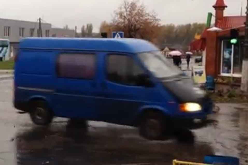 Как перейти дорогу в Богодухове