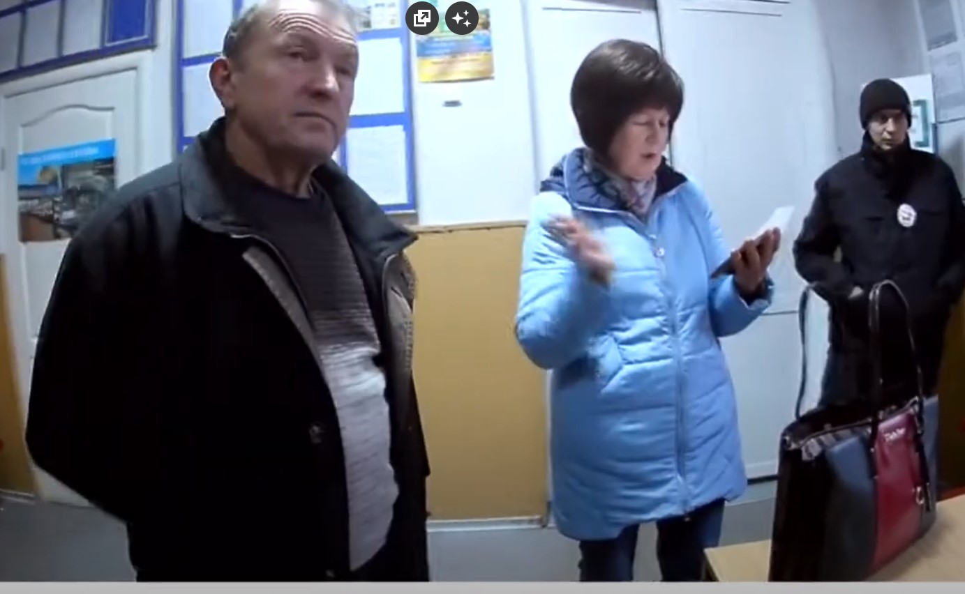 Богодухов - Як депутати до міськради за гласністю ходили
