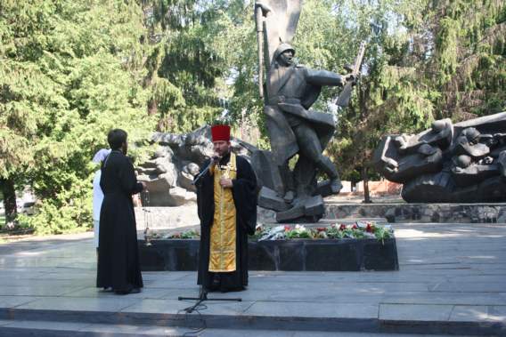 День памяти и скорби 2012г 